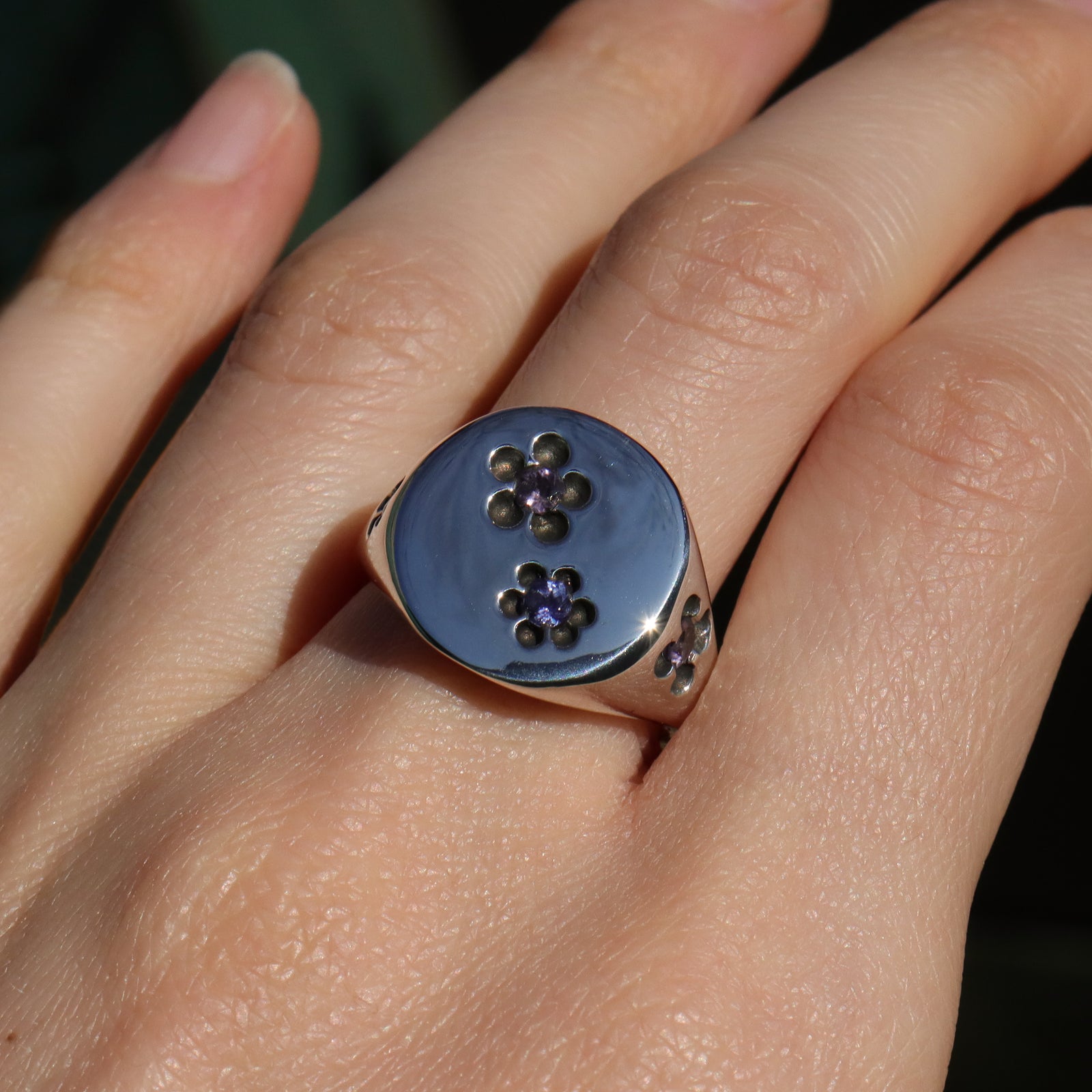 Purple Buttercup Signet